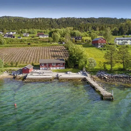 Strandhytte Ved Fjorden Feriehus